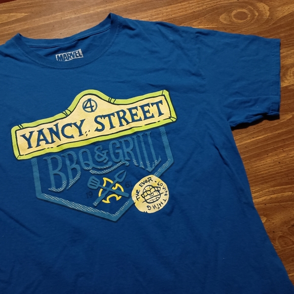 FANTASTIC FOUR T-SHIRT - Large // Marvel Comics Funny Tee Shirt Yancy Street BBQ - Picture 2 of 7